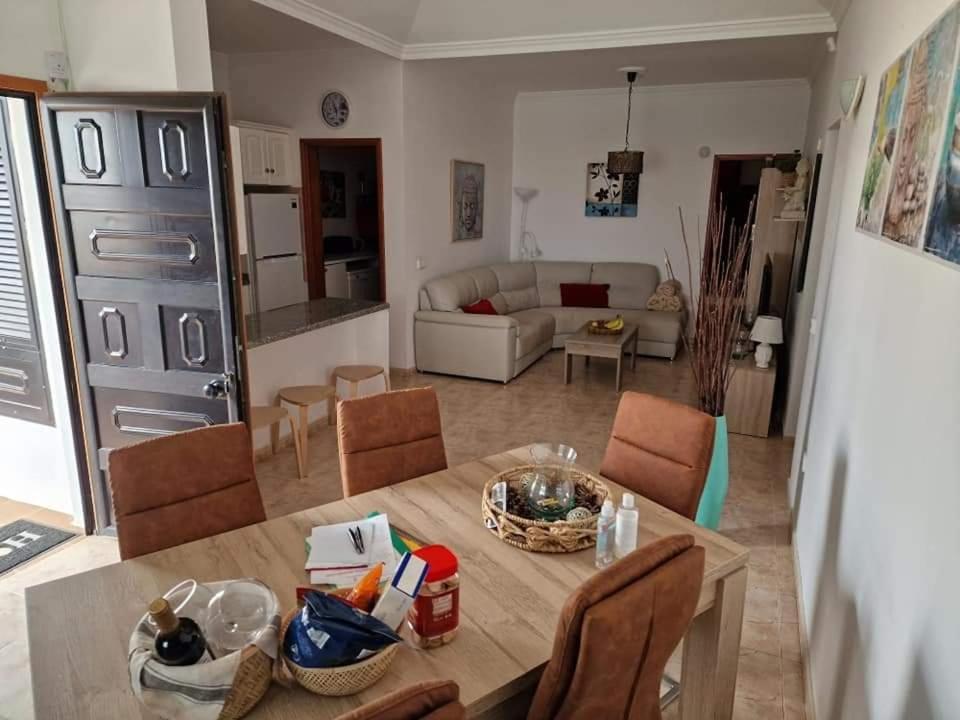 Villa Juanita, Puerto Del Carmen, Lanzarote Tias Bagian luar foto