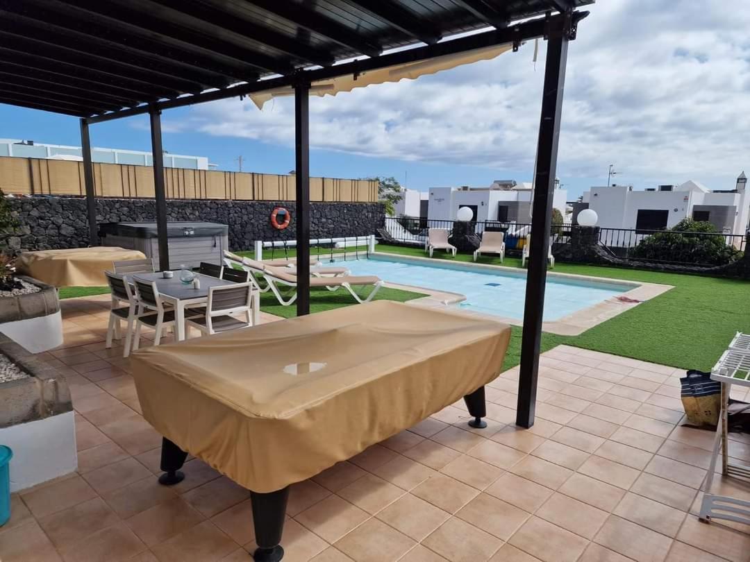 Villa Juanita, Puerto Del Carmen, Lanzarote Tias Bagian luar foto
